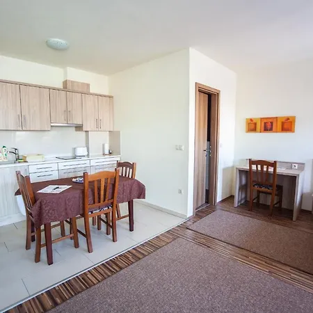 Azur Haz Апартаменты *